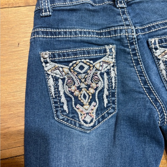 Cedar Rose Girls Jean with embroidered Cow Skull - Picture 5 of 5